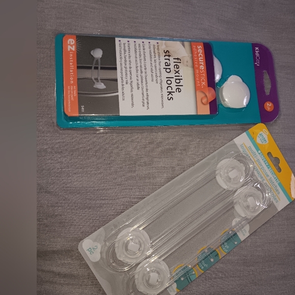 Strap locks - Picture 2 of 2